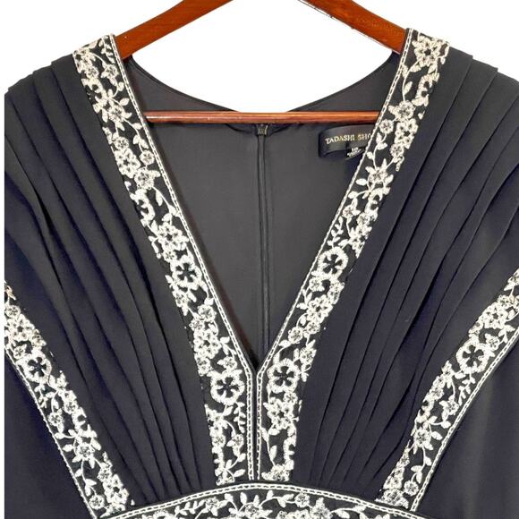 Tadashi Shoji Embroidered V-Neck Black Ivory Gown | Size 16 | NWOT - Picture 6 of 14